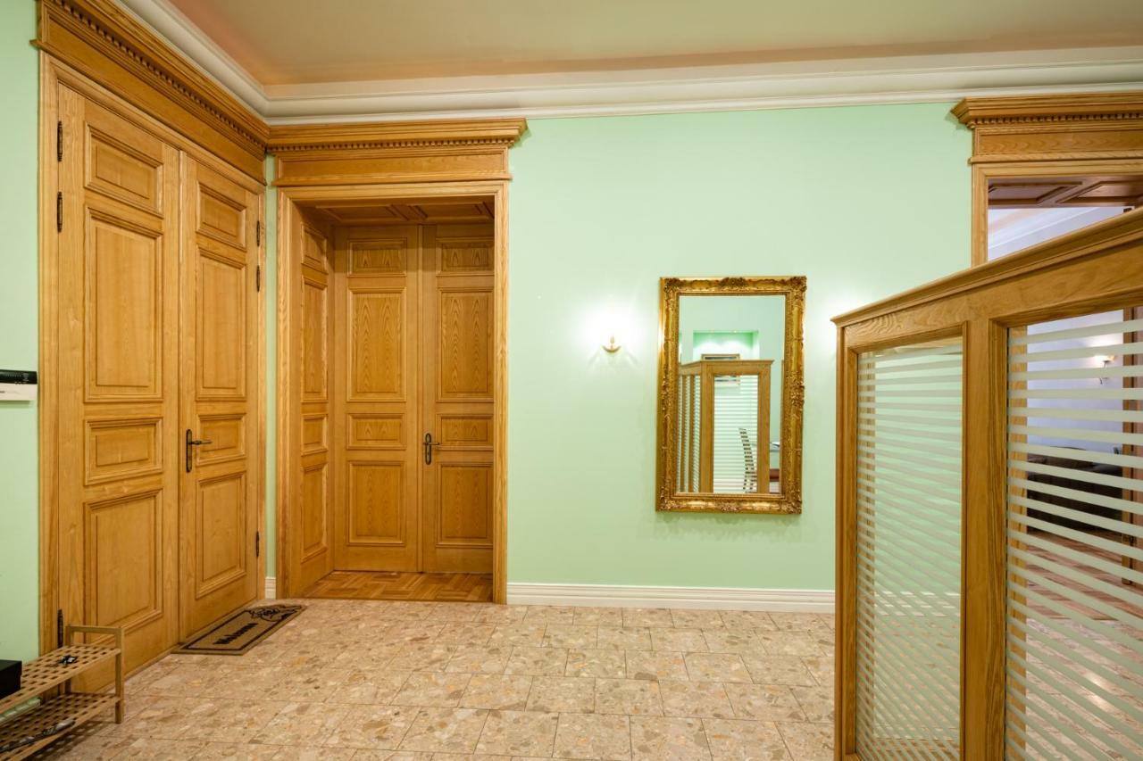 Old Riga 2 Bedroom Vecpilsetas Street Apartment ภายนอก รูปภาพ
