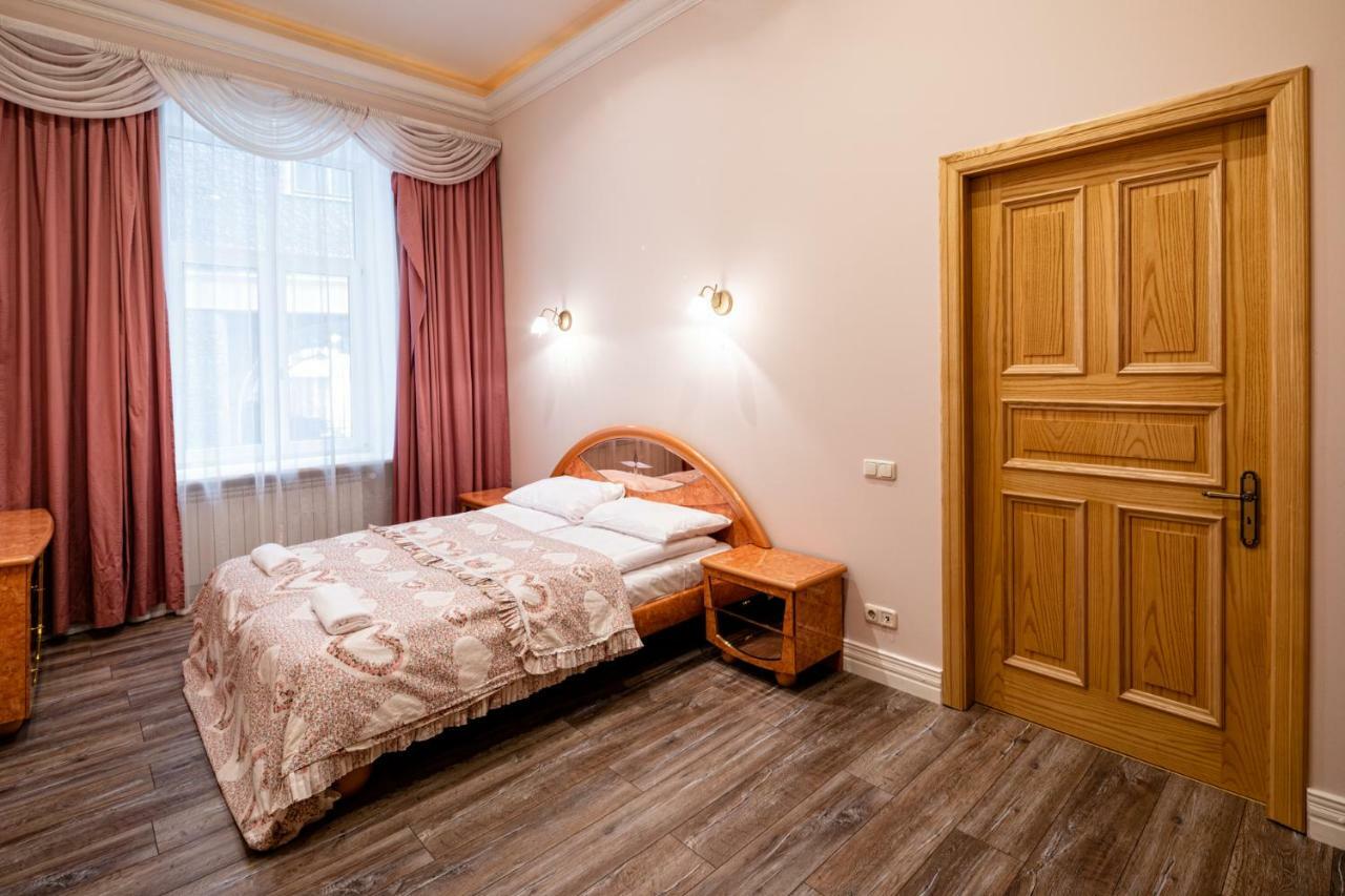 Old Riga 2 Bedroom Vecpilsetas Street Apartment ภายนอก รูปภาพ