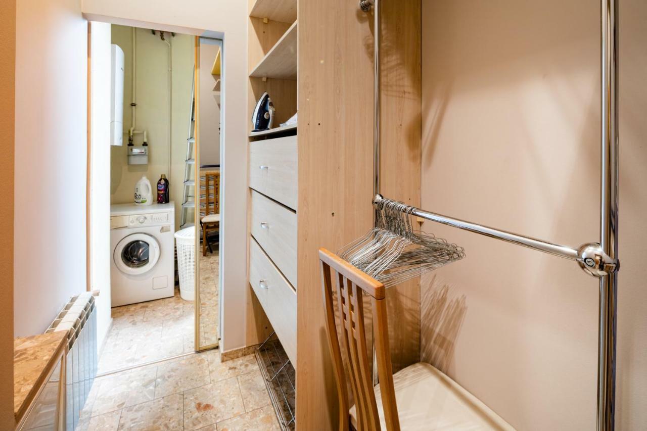 Old Riga 2 Bedroom Vecpilsetas Street Apartment ภายนอก รูปภาพ