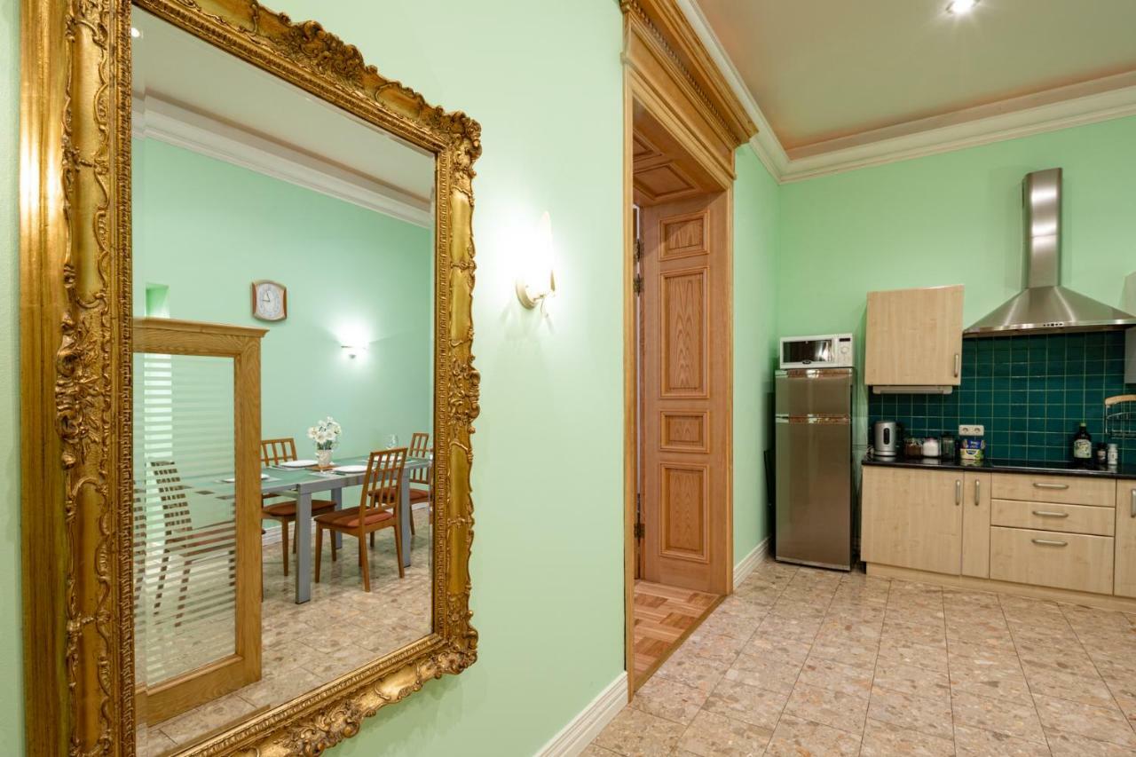 Old Riga 2 Bedroom Vecpilsetas Street Apartment ภายนอก รูปภาพ