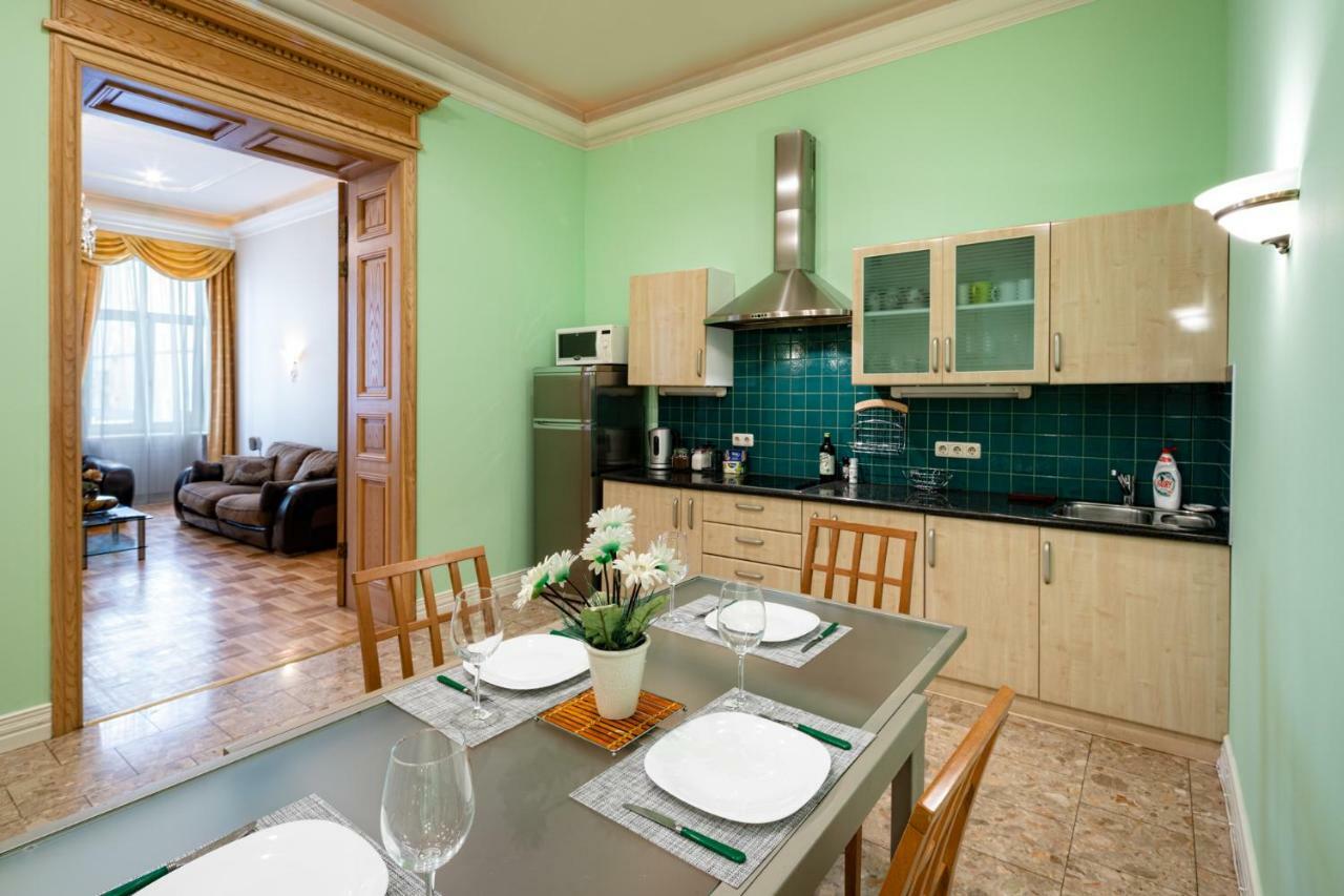 Old Riga 2 Bedroom Vecpilsetas Street Apartment ภายนอก รูปภาพ
